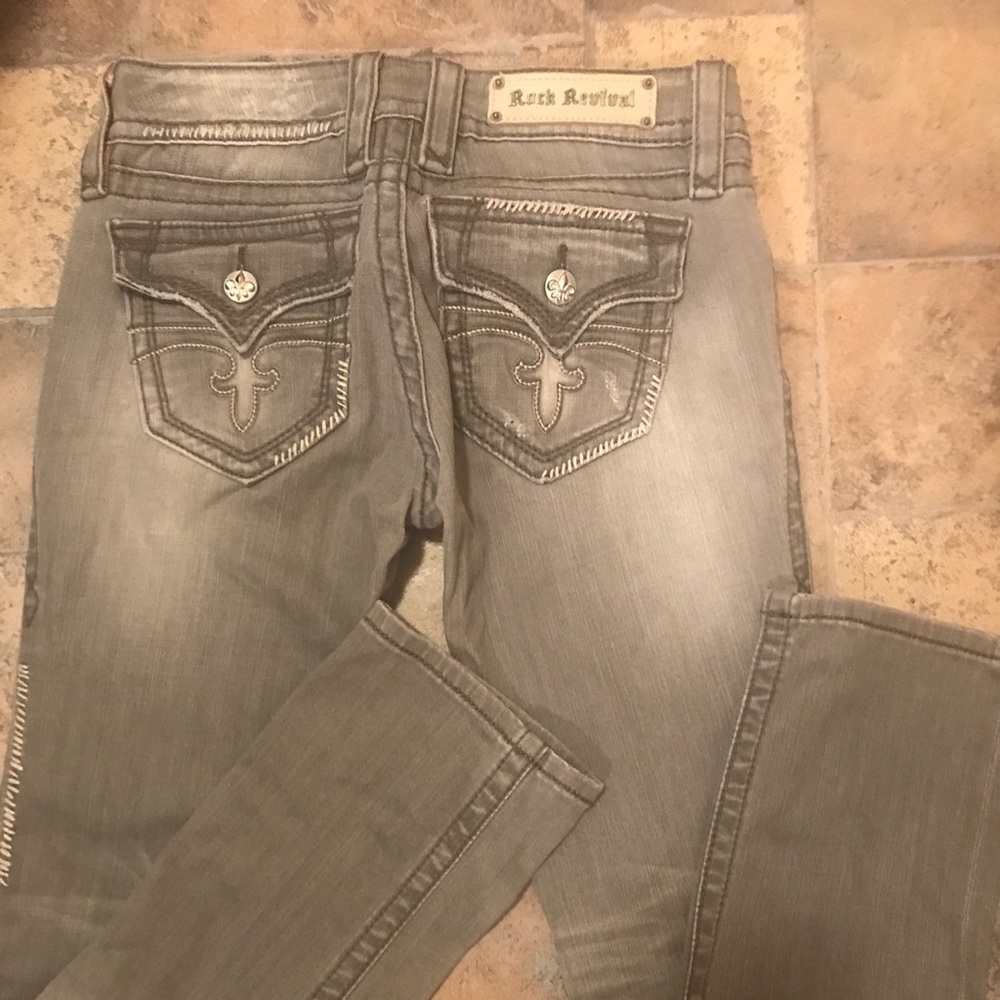 Rock Revival grey strait leg size 28